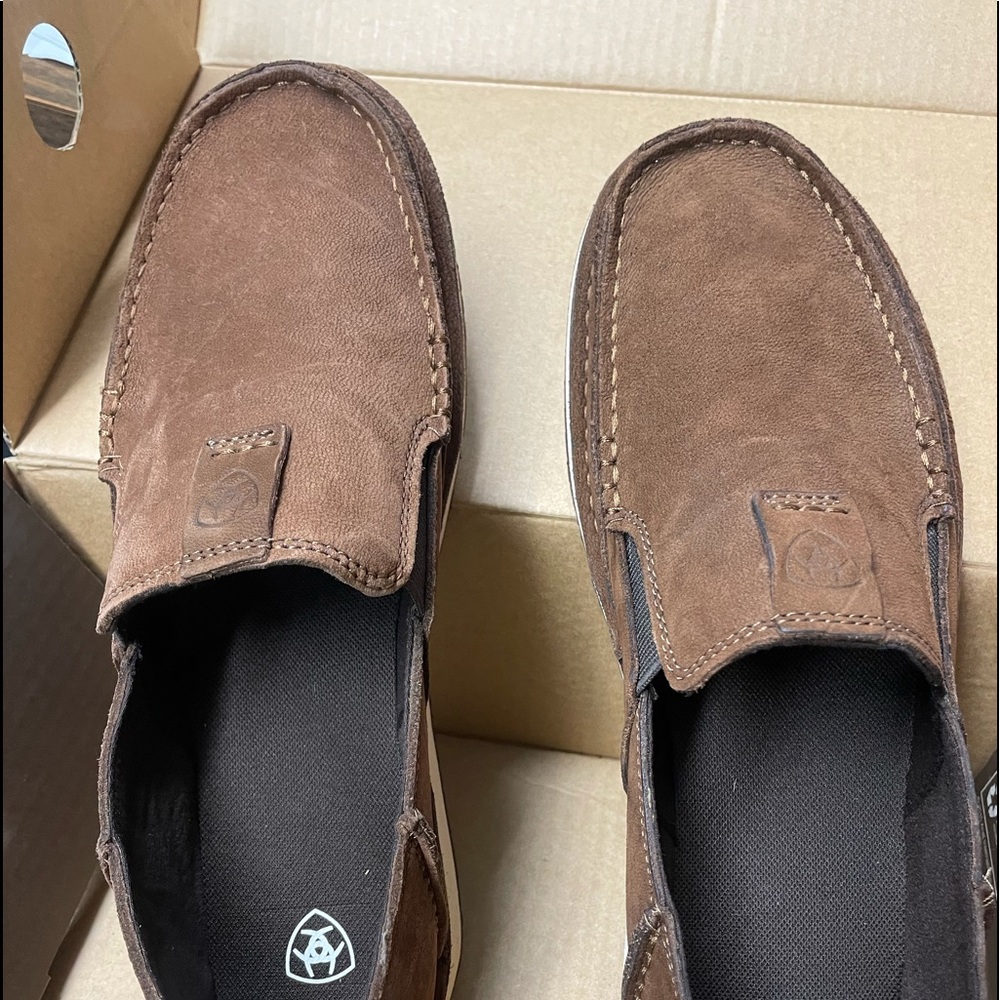 Ariat Cruisers